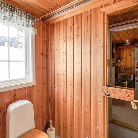 Beautiful In With Sauna بيت للعطل